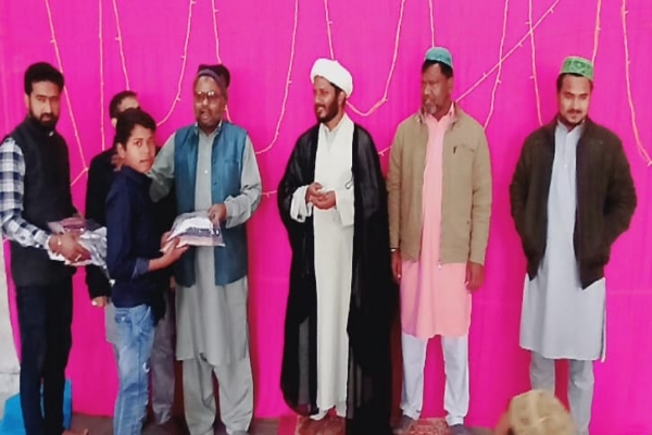 ہندوستان کے شیعہ نگر رجیٹی میں اعتکاف کرنے والوں کو انعامات سے نوازا گیا + تصویریں اور ویڈیو
