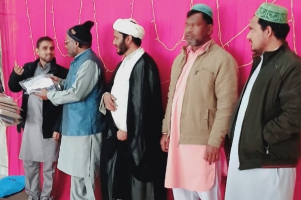ہندوستان کے شیعہ نگر رجیٹی میں اعتکاف کرنے والوں کو انعامات سے نوازا گیا + تصویریں اور ویڈیو