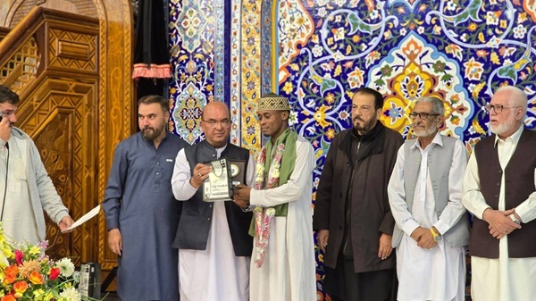 کوئٹہ میں حرم رضوی اور نایجیرین قاری کی آمد پر عظیم الشأن قرآنی محفل+ تصاویر