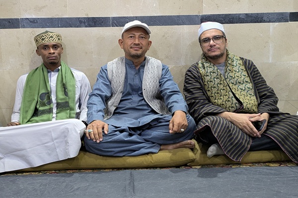 کوئٹہ میں حرم رضوی اور نایجیرین قاری کی آمد پر عظیم الشأن قرآنی محفل+ تصاویر