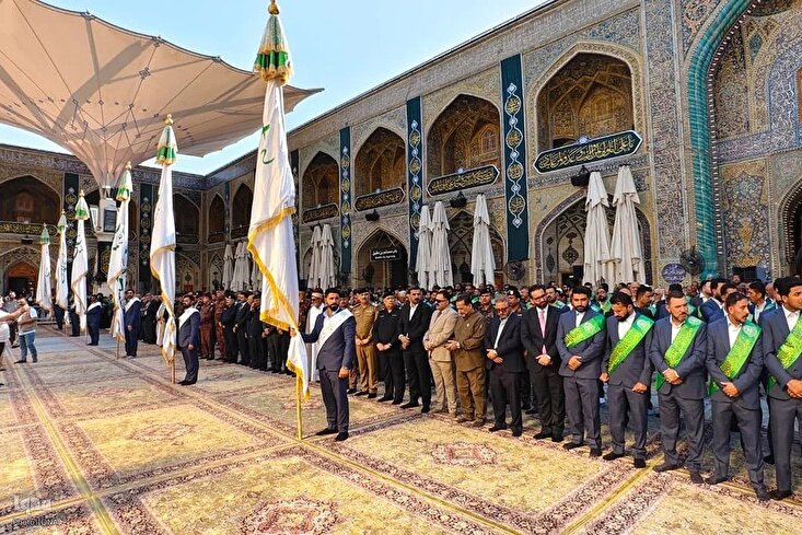 حرم علوی میں غدیری پرچم لہرانے کی تقریب