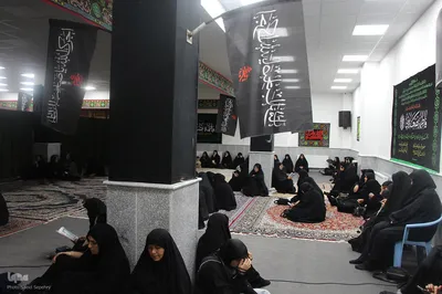 مراسم سوم امام شهید در ملایر