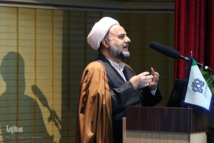 قرآن و رد منطق رباخواران/ رباخواری منشأ جنگ‌های طبقاتی است