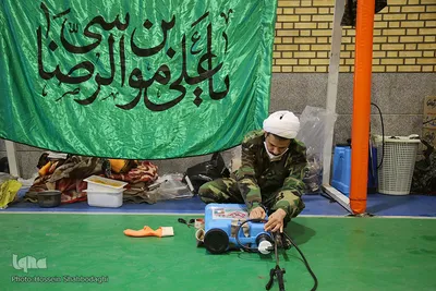 ضد عفونی معابر قم توسط نیرو های حشد الشعبی
