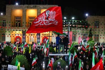 اجتماع مردمی «لبیک‌ یا خامنه‌ای» در اصفهان