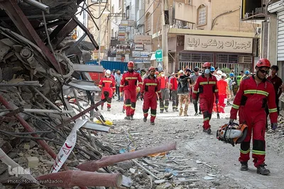 پنجمین روز ریزش برج متروپل در آبادان