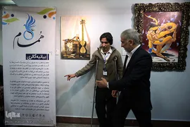 بازدید عبدالهادی فقهی زاده، معاون قرآن و عترت وزارت فرهنگ و ارشاد اسلامی از نمایشگاه آثار برگزیده جشنواره ملی و هنری «همام»