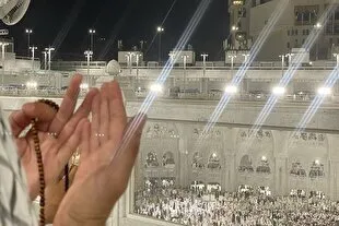 Ramazan ayında Beytul Haram’da umrecilerin manevi atmosferinden kareler