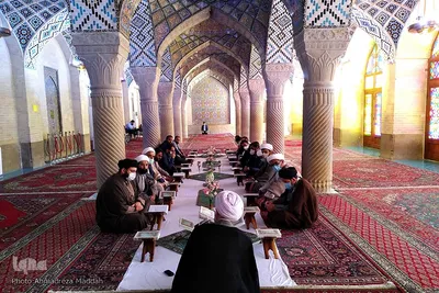 مراسم جزءخوانی و تفسیرآیات قرآنی در مسجد نصیرالملک‎‎