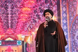 ایمان به غیب و توسل به امام حسین(ع) رمز ایستادگی ملت ایران است
