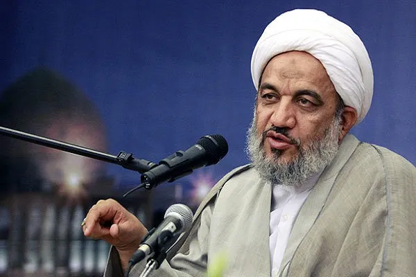 ایستادگی مقابل مشکلات موجب کمال انسان می‌شود