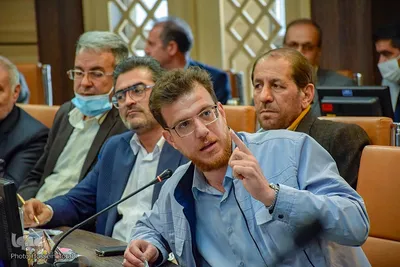 نشست صمیمانه استاندار چهارمحال و بختیاری با اصحاب رسانه