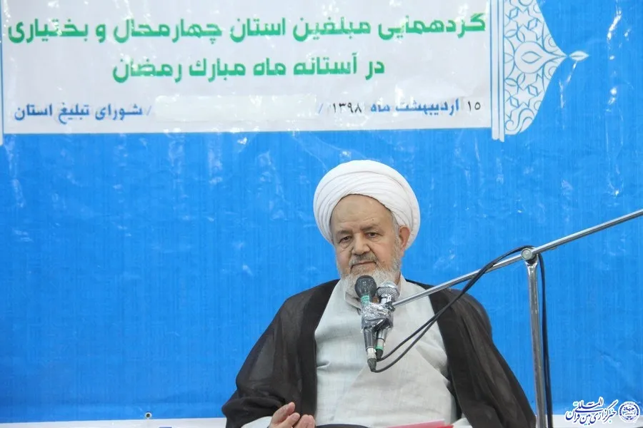 مباحث انقلاب در منبر ماه رمضان با شیوه مناسب بیان شود