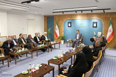دیدار جمعی از فعالان قرآنی با استاندار یزد