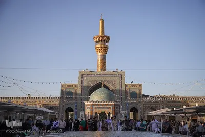 جشن فارغ‌التحصیلی دانشجویان پزشکی در حرم رضوی
