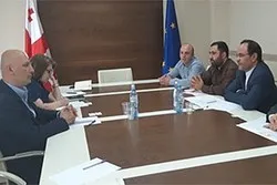 إقامة مؤتمر 