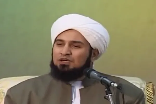 Motif Imam Husain (as) untuk Kebangkitan Asyura menurut riwayat pendakwah Ahlusunah + Klip