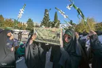 میزبانی دانش آموزان شیرازی از شهدای گمنام