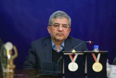 علیرضا زجاجی سرپرست معاونت فرهنگی جهاد دانشگاهی در نشست خبری ششمین دوره مسابقات ملی مناظره دانشجویان