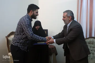 دیدار از خانواده شهید حجت‌الاسلام والمسلمین مصطفی مرتضایی	
