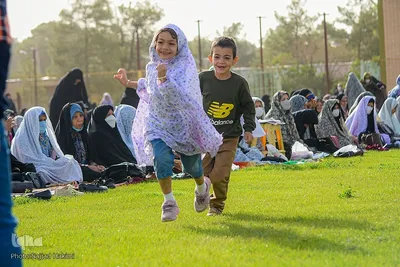 نماز عید سعید فطر در استادیوم ورزشی اباده شیراز
