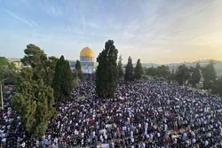 Mahigit sa 200,000 na Katao ang Dumalo sa Pagdasal ng Eid sa Moske ng Al-Aqsa