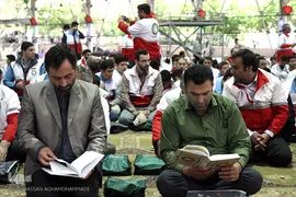 ترتیل خوانی قرآن کریم در نماز جمعه تهران