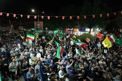 موج ۱۰۰؛ حضور باشکوه رزمندگان خیابان در حمایت از رزمندگان میدان