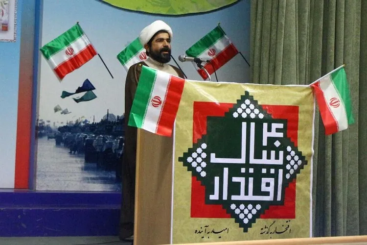 جشن چهلمین سالگرد انقلاب در تیپ 37 زرهی برگزار شد