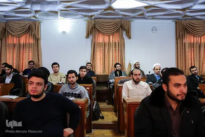 نشست «نظام تربیت دینی در دانشگاه‌ها و حوزه‌های علمیه» با حضور نماینده پاپ
