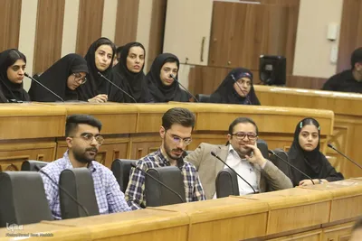 نشست صمیمی نخبگان با استاندار فارس