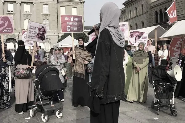 مسلمات بسويسرا يحرصن على المشاركة بالحوار المجتمعي