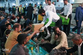 سفره افطار 2هزار نفری در شب ولادت امام حسن مجتبی (ع)