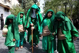 مراسم عزاداری ظهر تاسوعای حسینی در چهارراه گلوبندک