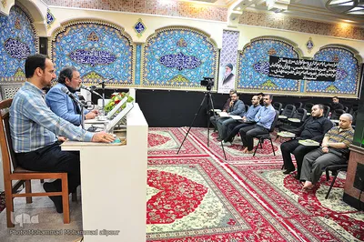 جلسه آموزش تخصصی قرآن کریم در حسینیه امام رضا (ع)