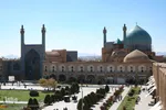 نقش جهان میزبان مسافران نوروزی نصف جهان