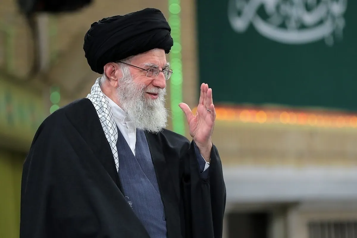 Ayatullah Khamenei asisitiza umoja wa Waislamu ili kukabiliana na dhulma ya madola makubwa