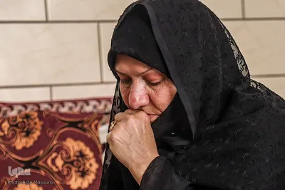 محافل انس با کلام الله مجید در منزل خانواده‌های شهدای حرم مطهر شاهچراغ(ع)