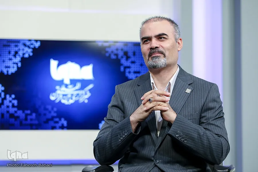 عواقب نگران‌کننده گوگل درمانی برای سلامت انسان + فیلم