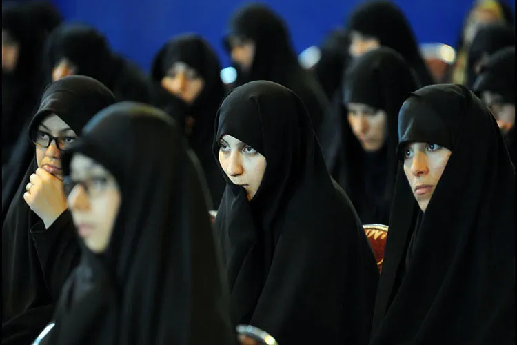 همایش طلیعه حضور طلاب جدید مدارس علمیه خواهران رودان و میناب برگزار شد