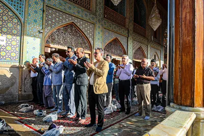 نماز عید فطر در حرم شاهچراغ (ع)