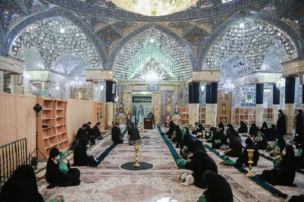 تهیه هزار بسته فرهنگی و لباس ویژه کودکان برای مراسم شیرخوارگان حسینی