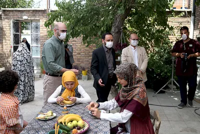 بازدید شیخ اکبری، مدیر شبکه قرآن و معارف سیما از پشت صحنه مجموعه تلویزیونی «یکی بود، یکی نبود»