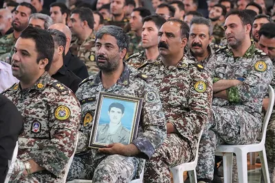 یادواره 285 شهید ارتش جمهوری اسلامی ایران و 11 شهید خلبان ملایر