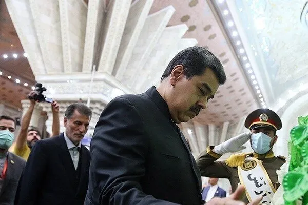 Maduro'dan İmam Humeyni (r.a) Türbesi'ne ziyaret
