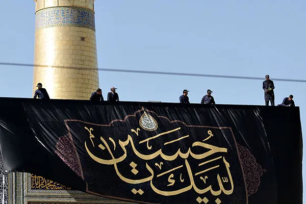 اماكن متبركه رضوی با 8 هزار مترمربع کتیبه و پرچم سیاهپوش می‎شود