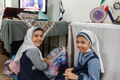 بازدید دانش‌آموزان ایرانی مقیم مالزی از جشنواره هنرهای قرآنی رستو