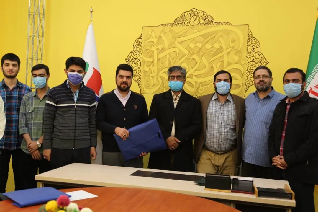 خادمان مرکز قرآن و عترت بسیج دانشجویی تجلیل شدند