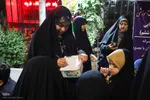 استمرار آموزش در پساجنگ؛ برگزاری کلاس‌های رفع اشکال در حاشیه تجمعات مردمی