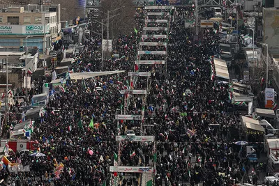 جشن پیروزی انقلاب اسلامی در میدان آزادی